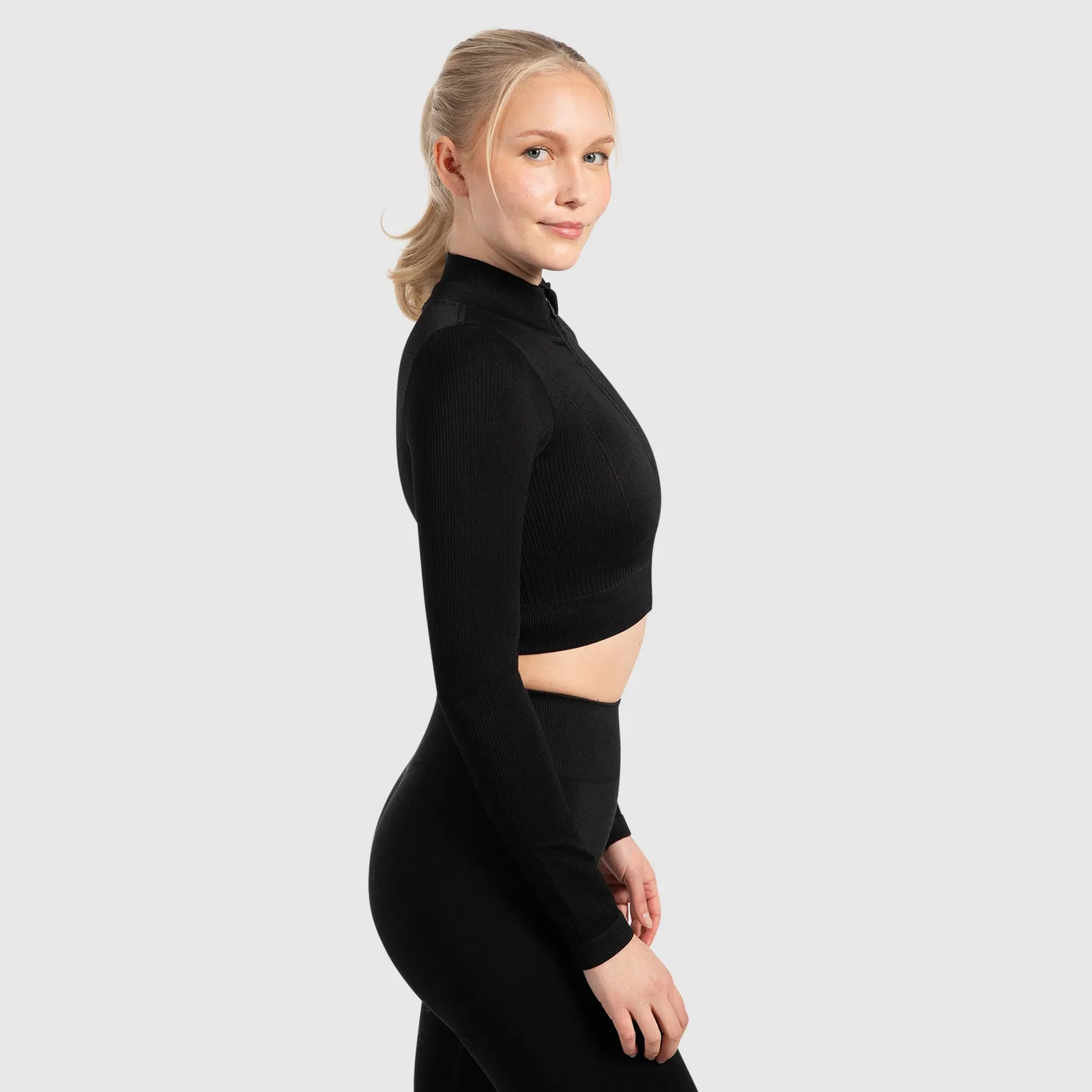 Smilodox Zeya Crop Trainingsjacke Schwarz Slim Fit