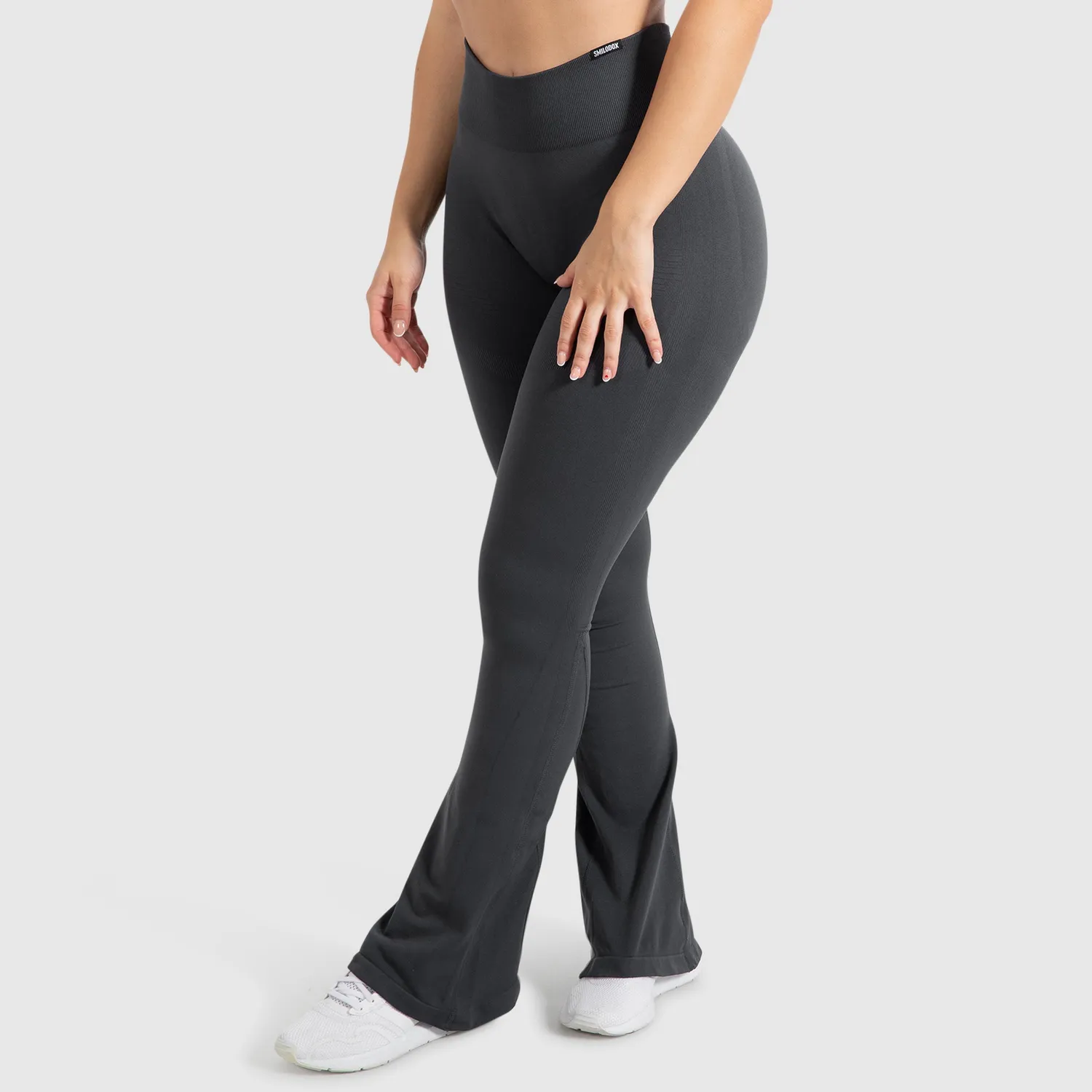 Smilodox Cetrina Aylin Scrunch Schlaghose Schwarz Flare
