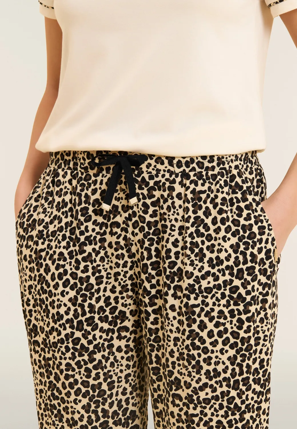 Freddy Viskose Hose Damen Straight Leg Animalier Grau