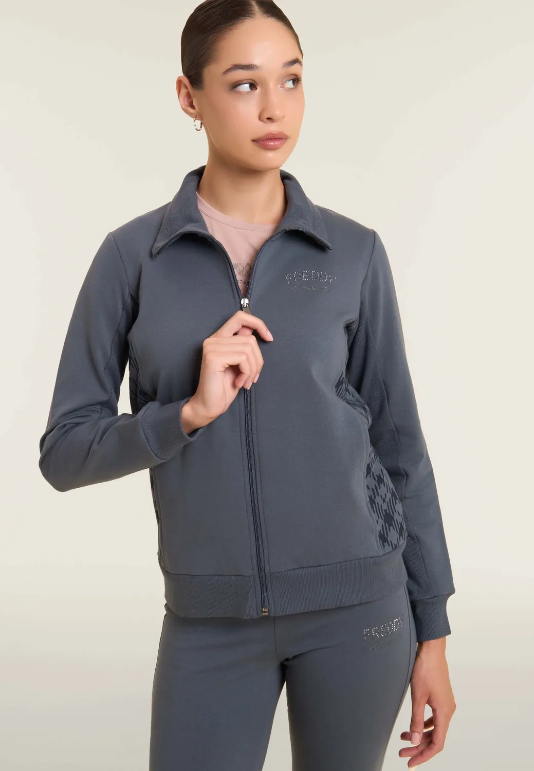 Freddy Sweatjacke Damen Full-Zip schwarz Stehkragen Check