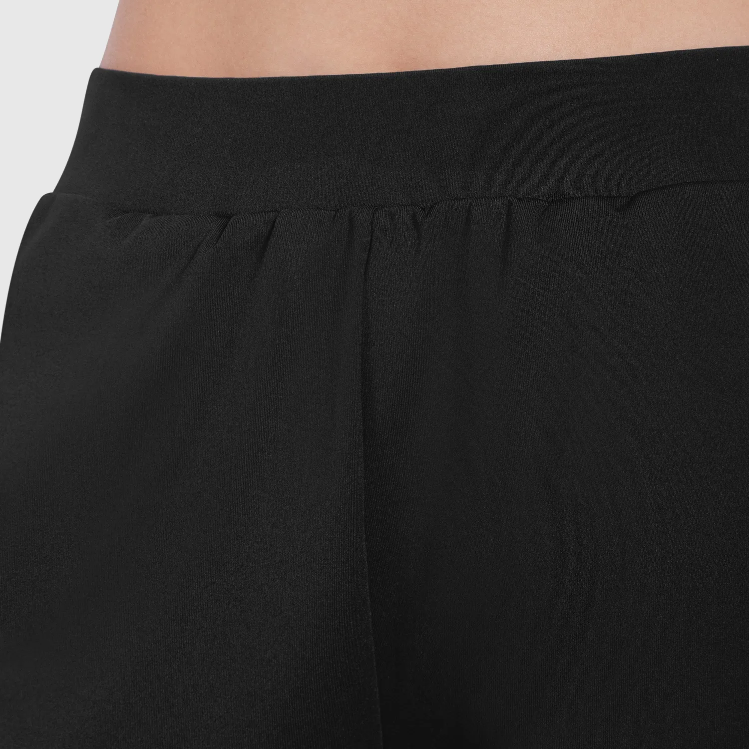 Smilodox Amaze Pro Corry Shorts Lila lockerer Schnitt