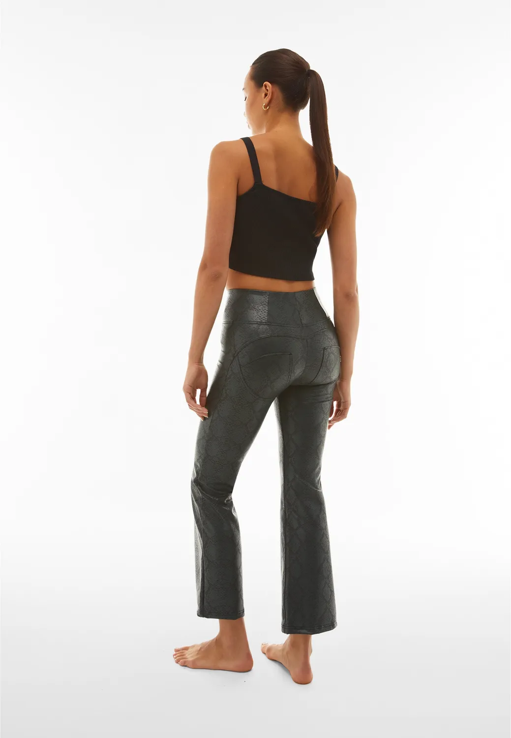 Freddy WR.UP Snake Flare Cropped Kunstlederhose Blue Push-up
