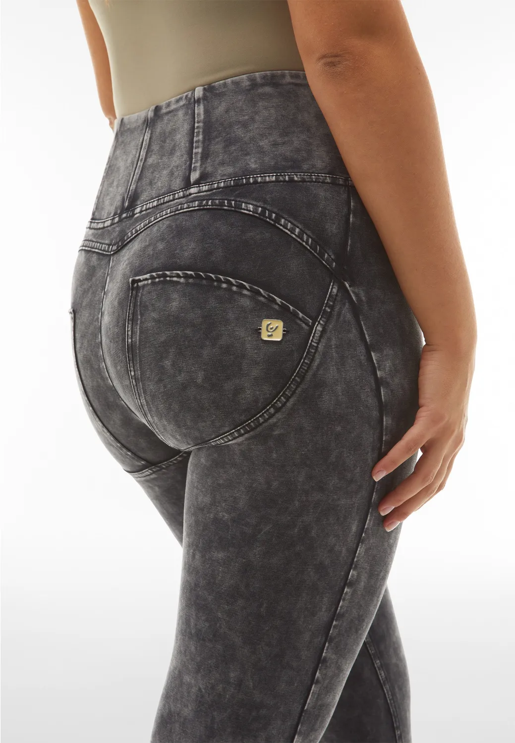 Freddy WR.UP 7/8 Push-up Jeans High Waist bleached