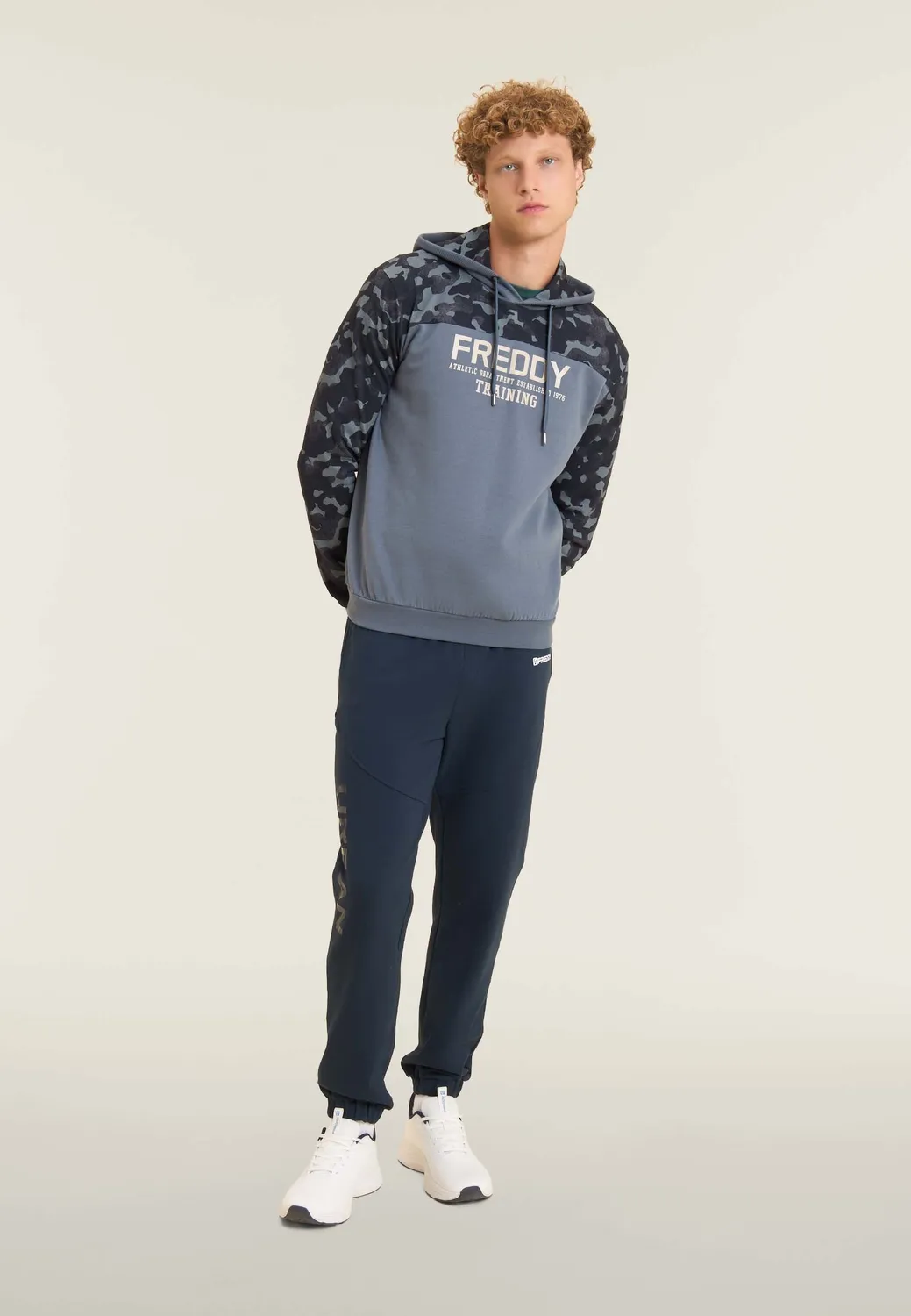 Freddy Sweathose Herren Regular mit Glanzprint