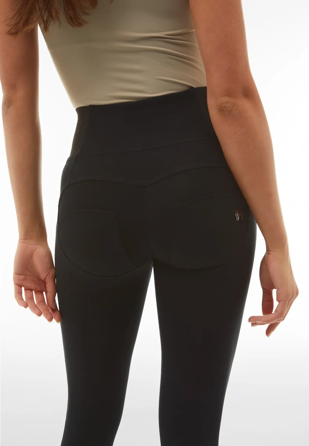 Freddy WR.UP Push-up Hose Schwarz High Waist Jersey
