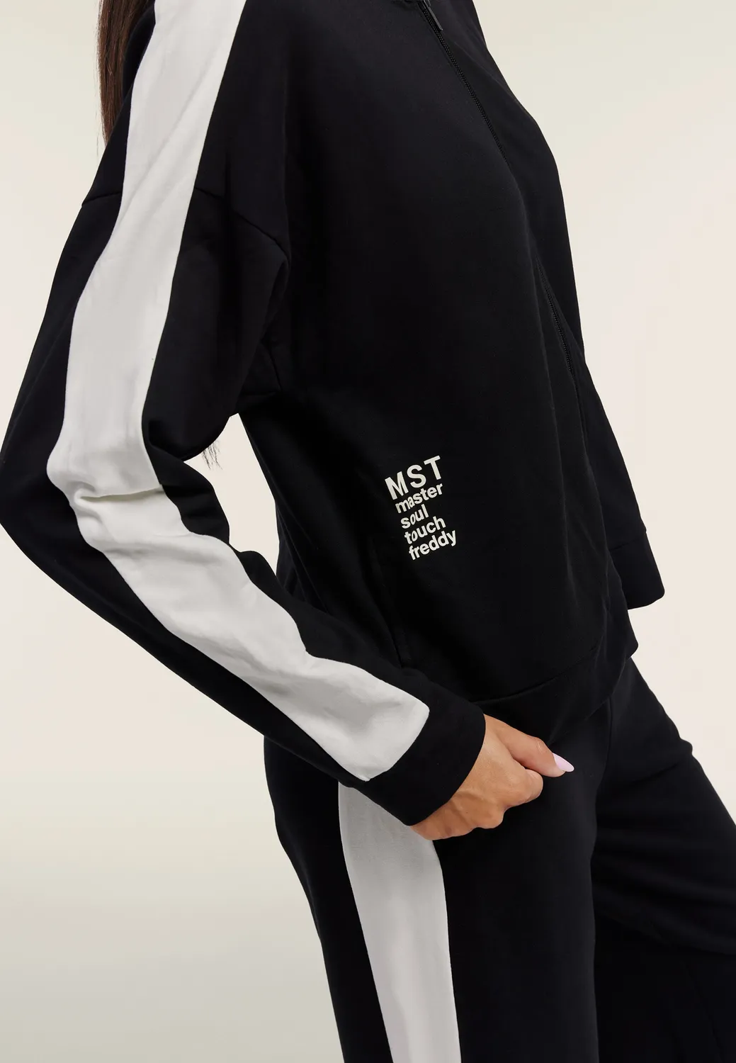 Freddy MST Cropped Hoodie Damen Schwarz mit Zip