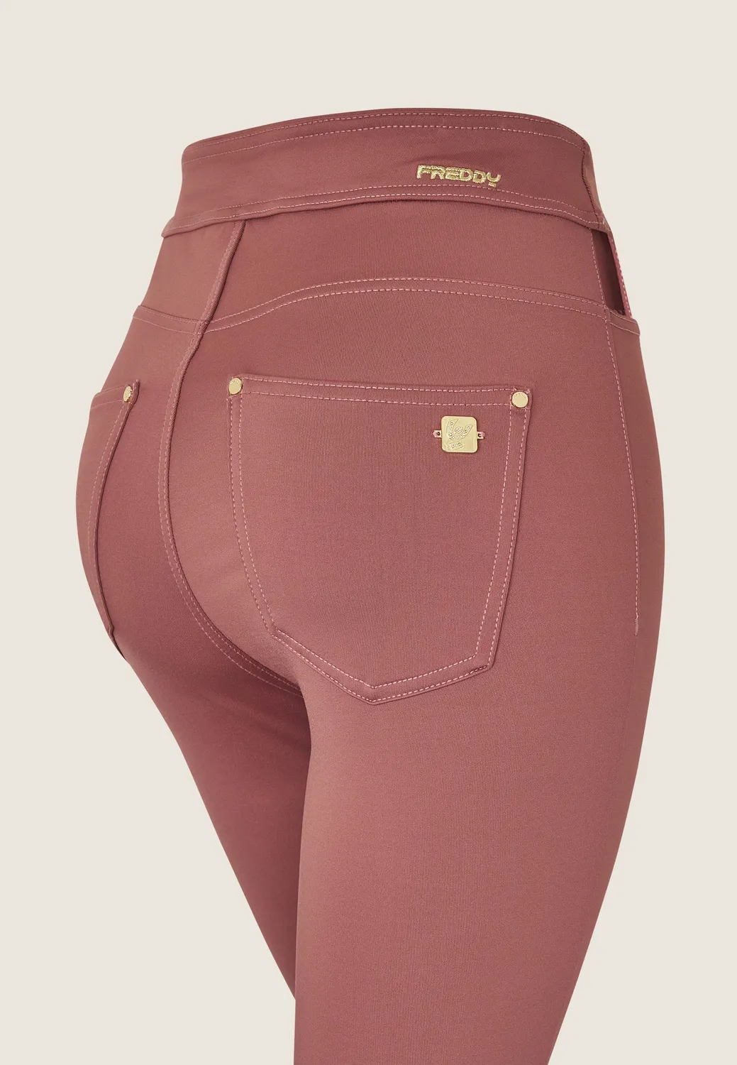Freddy N.O.W. Sporthose Schwarz High Waist Cut-out