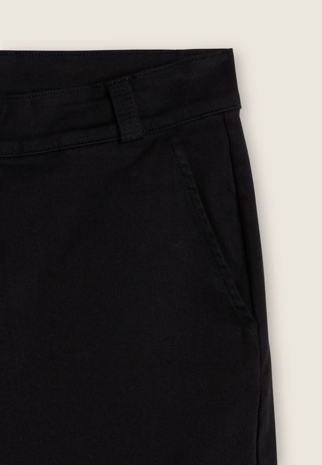 Freddy Cropped Slim Fit Baumwoll-Hose Schwarz mit Schlitz