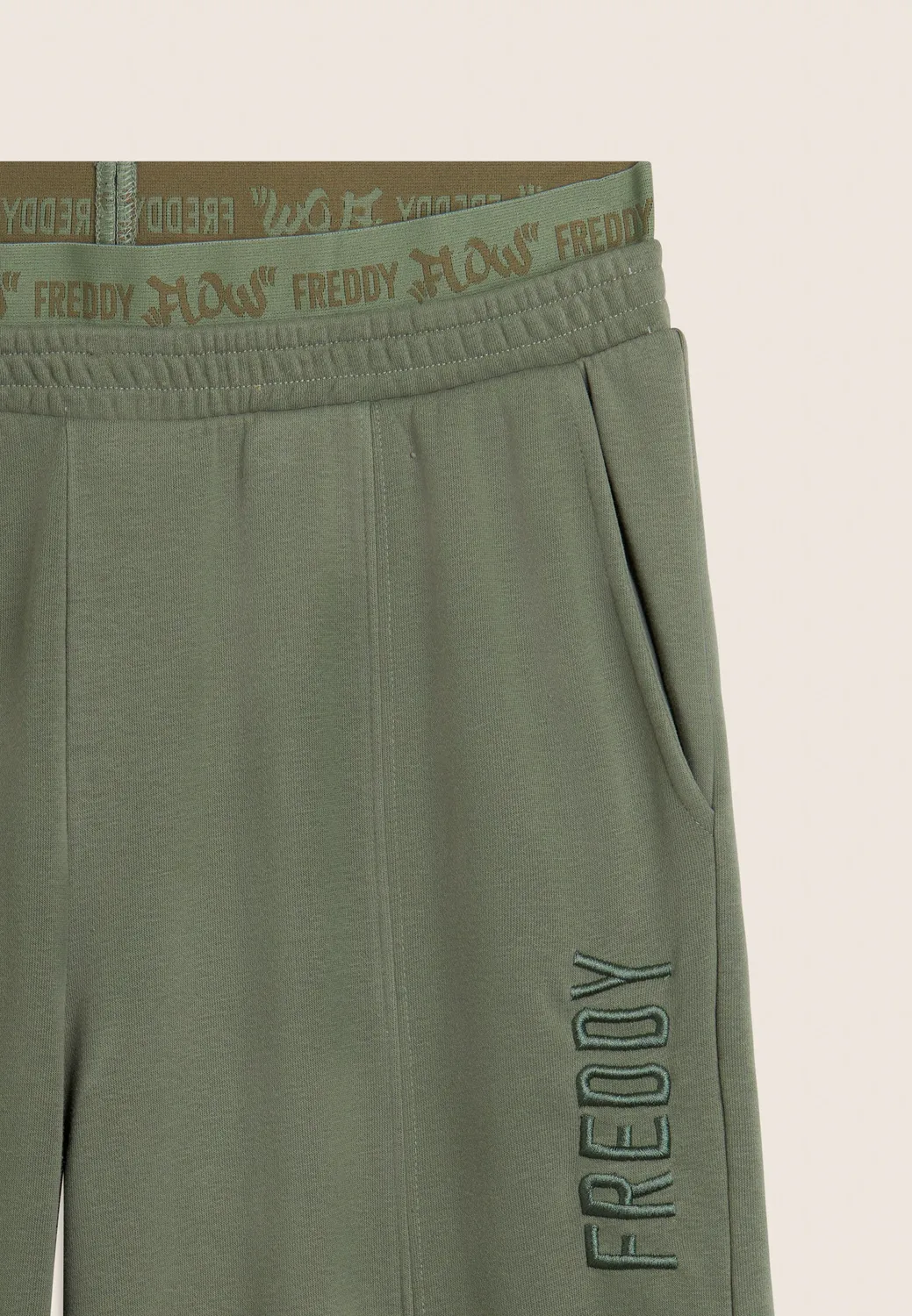 Freddy Flow Oversize Jogginghose Schwarz Wide Leg
