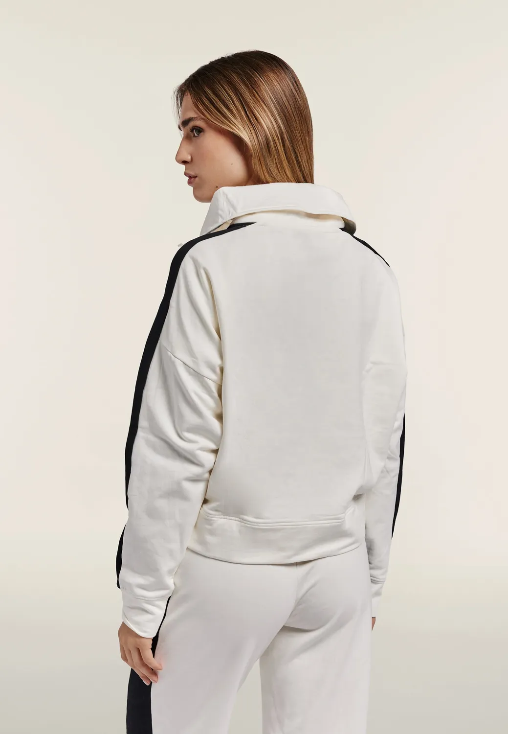 Freddy Comfort Sweatshirt Cropped Half-Zip hoher Kragen schwarz