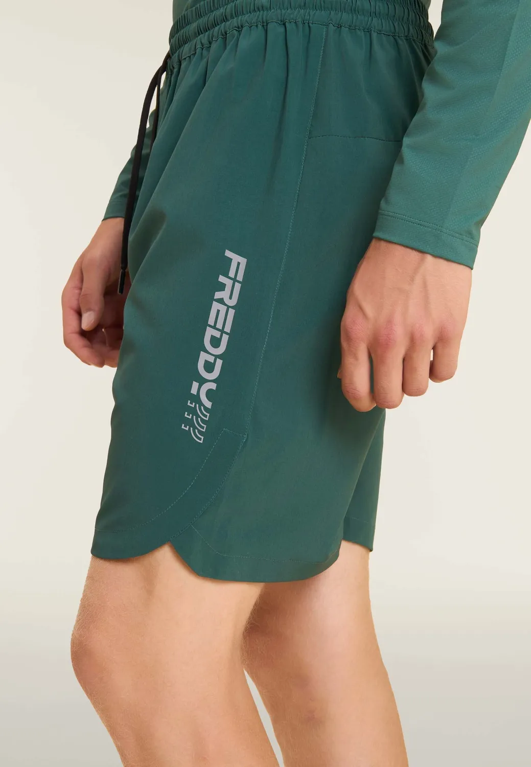 Freddy Slim Shorts Herren Zip-Taschen Jet Black