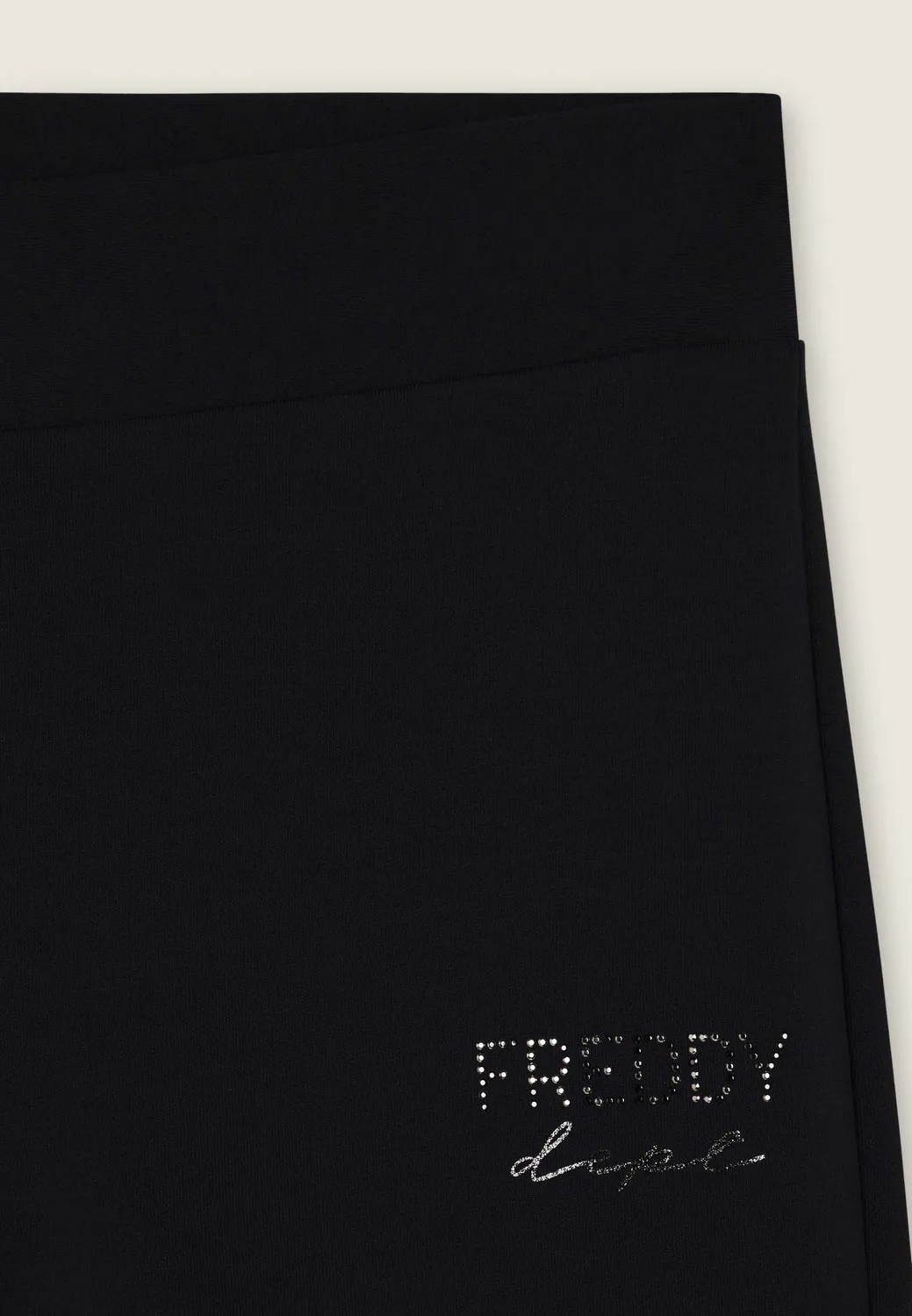 Freddy Flare Sweathose Turbulence Nietenlogo